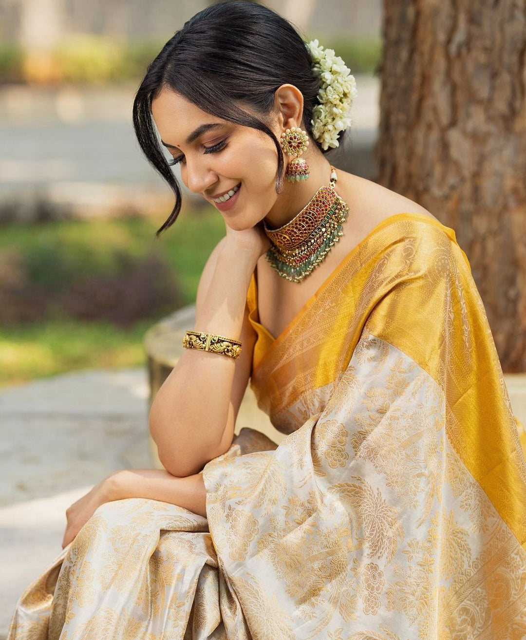 Nivya Beige Soft Silk Saree